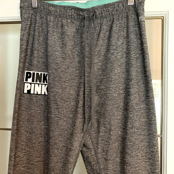 PINK Ultimate Yoga Pants - Picture 2 of 6